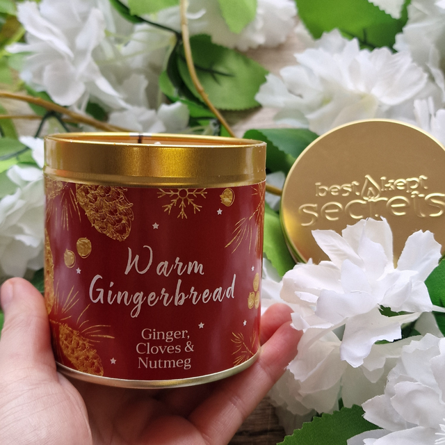 Warm Gingerbread Candle