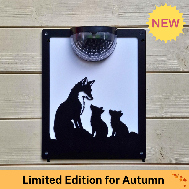 Fox & Cubs Solar Light Wall Plaque