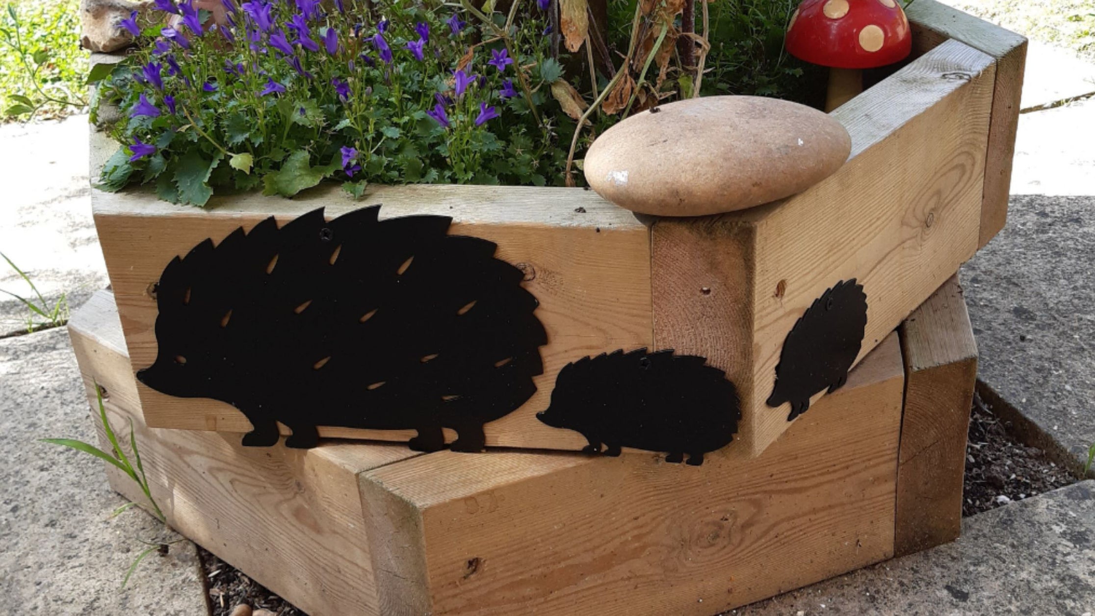 10 Ways To Support Wildlife In Your Garden Throughout Autumn and Winte ...