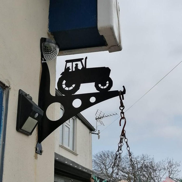8 Ways To Make The Most Out Of Your Hanging Basket Bracket All Year Round!