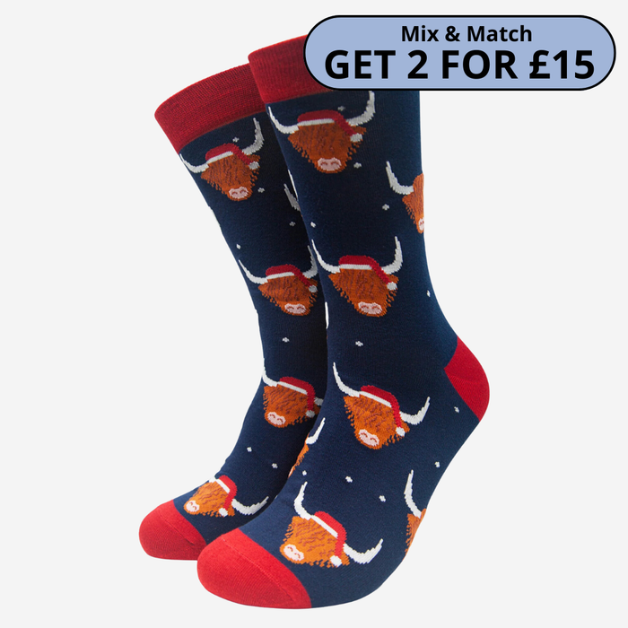Navy Blue Christmas Highland Cow Men's Bamboo Socks