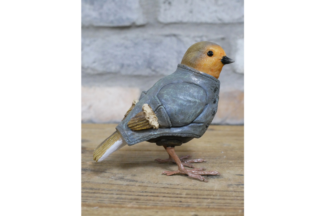 Robin In Suit - 11cm