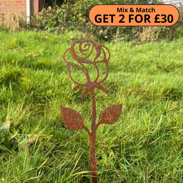 Rusty Rose Metal Stake