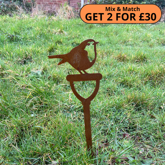 Rusty Robin Metal Stake (2 tail)