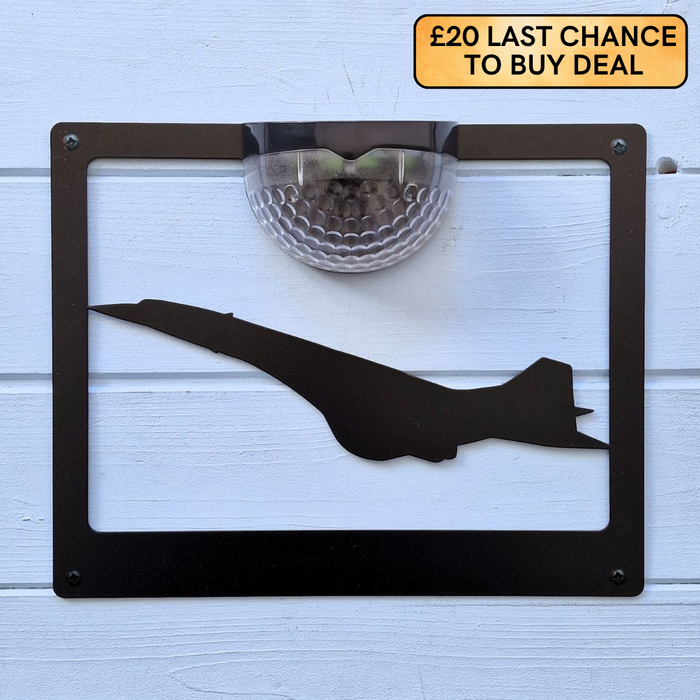 Concorde Solar-Powered LED Light Wall Shed Plaque