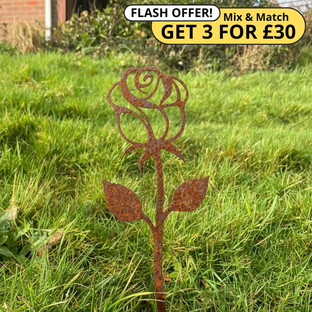 Rusty Rose Metal Stake
