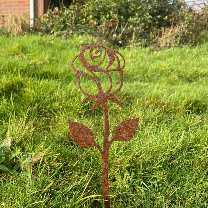 Rusty Rose Metal Stake