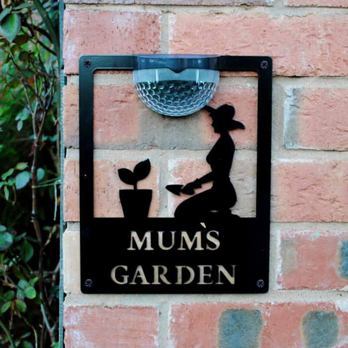 Mum's Garden Sign with Solar Powered Light
