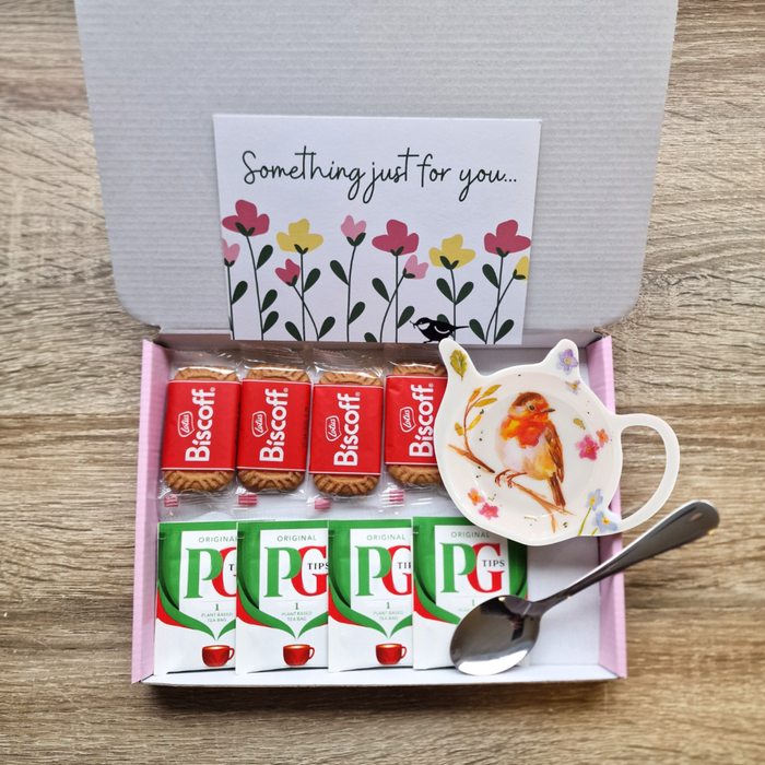 Tea and Biscuit Pick-Me-Up Gift Set