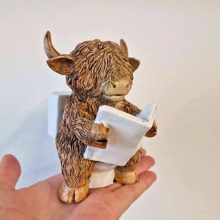 Hughie Highland Cow On Loo