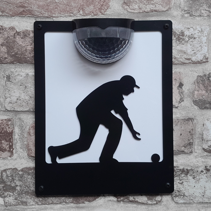 Man Lawn Bowler Wall Plaque with Solar Powered Light